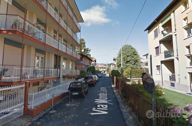 Trilocale con garage e giardino in comune - arona