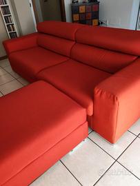DIVANO 3 POSTI (cm 225x96) + POUF (cm. 98x68)