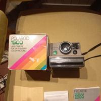 POLAROID 1500 LAND CAMERA
