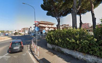 Tor vergata monolocale arredato con balcone