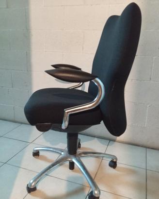 Poltrona direzionale ufficio ergonomica