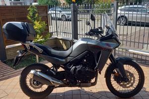 Moto Honda Transalp 750