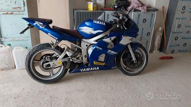 Yamaha YZF R6 - 1999