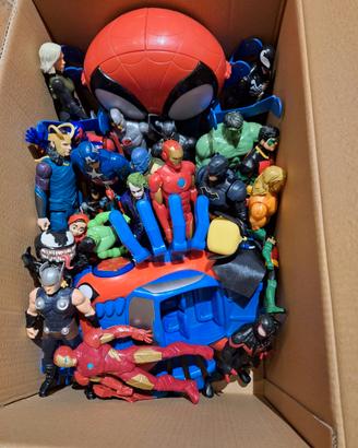 Scatolone Giochi Marvel e Dc