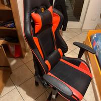 Sedia gaming con casse