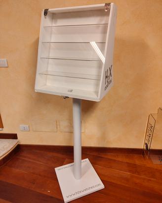 Espositore legno, plexiglass con chiavi