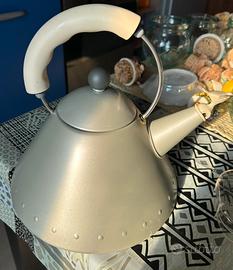 Bollitore Alessi, uccellino