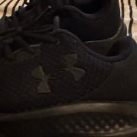 Sneakers Under Armour