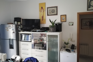 Ingresso soggiorno, letto, cabina armadio, cucina,