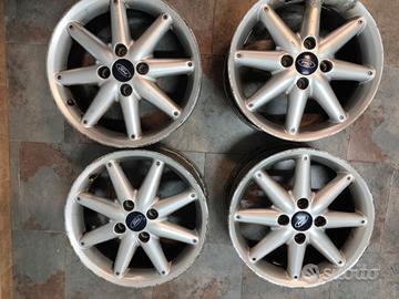 Cerchi in lega originali Ford Fiesta