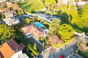 VILLA SINGOLA A GAVARDO