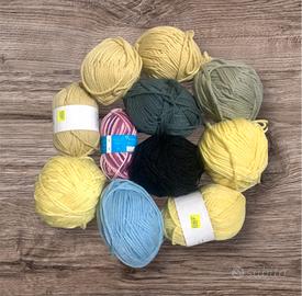 Lana gomitoli vari colori