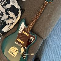 Fender Jaguar Vintera Ocean Turquoise