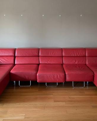 Divano in pelle con doppia chaise longue