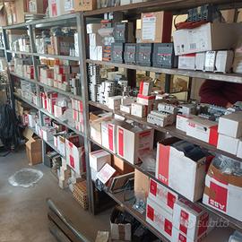 materiale elettrico quadri  industriale 