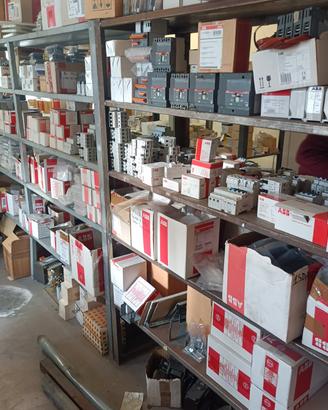 materiale elettrico quadri  industriale 