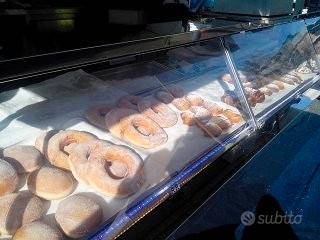 Lavoro al banco dei dolci