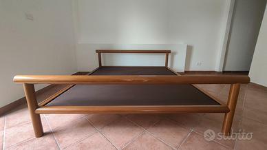 Letto matrimoniale di design, anni '80