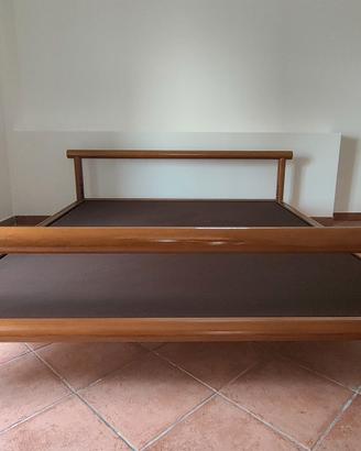 Letto matrimoniale di design, anni '80