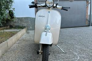 Vespa 125 primavera