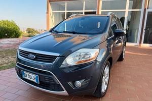 Ford Kuga 2.0 TDCi 136 CV Titanium DPF 4x4 - tetto