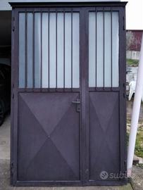 portone in ferro due ante