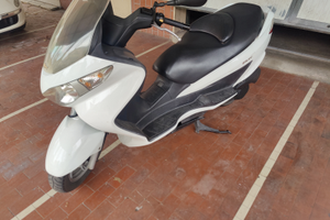 Suzuki Burgman