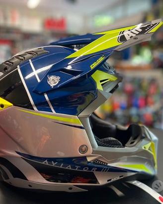 Casco airoh aviator 3