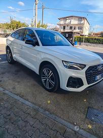 AUDI Q5 40TDI S LINE