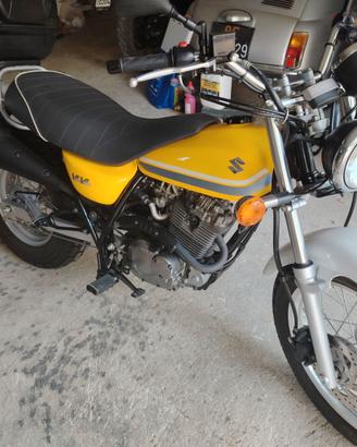 Moto Suzuki VanVan