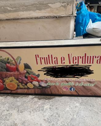 Insegna luminosa frutta e verdura