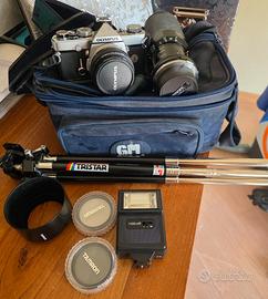 Macchina fotografica Olympus OM1n+tele+flash+varie