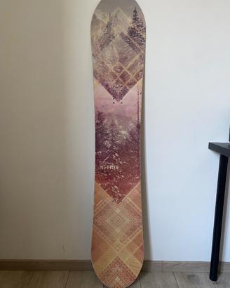 Snowboard Nitro Mercy 146 + attacchi Santa Cruz