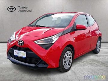 Toyota Aygo 1.0 72 CV x-play