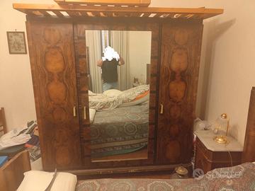 Camera da letto completa da restaurare del 1900