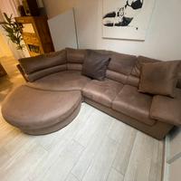 Divano Poltrone Sofà marrone 4 posti con penisola