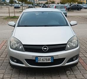Opel Astra GTC 1.7cdti 110cv 16v ejoy