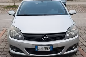 Opel Astra GTC 1.7cdti 110cv 16v ejoy
