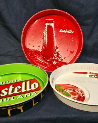 Lotto di 3 vassoi in latta Vintage per bibite