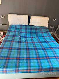 Letto due piazze francese