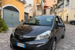 Toyota Yaris 1.0 5 porte Active