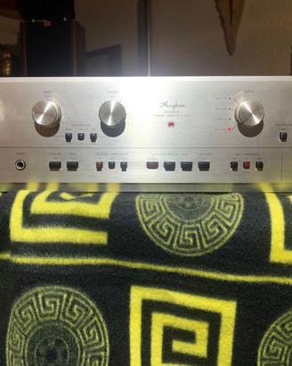 Accuphase E203 amplificatore hifi