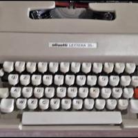 macchina da scrivere olivetti lettara35