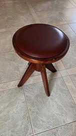Sgabello vintage treppiede legno e pelle