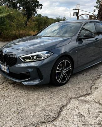 Bmw 118 118d 5p. Msport
