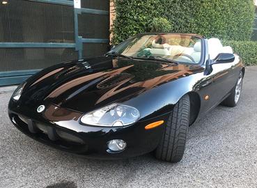 Jaguar XKR 4.2 convertibile