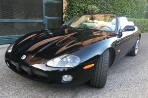 Jaguar XKR 4.2 convertibile