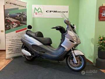 Piaggio X9 250 EVOLUTION