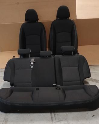 Tappezzeria Completa SSangyong Tivoli dal 2015