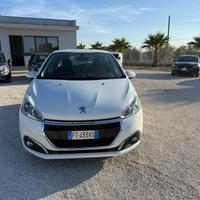 Peugeot 208 BlueHDi 100 S&S 5 porte Allure